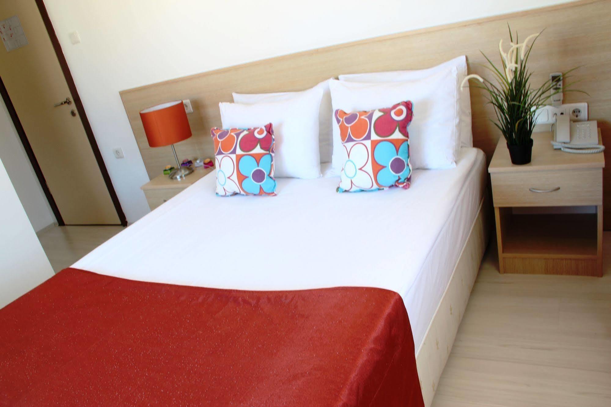 Payidar Hotel Istanbul Exterior photo